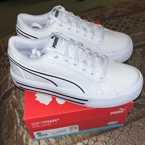 Puma Women’s Kaia 2.0 CV Shoes Size 8.5 New!!